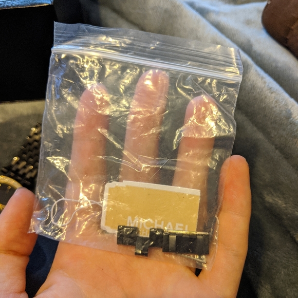 Michael Kors Watch - Picture 4 of 6